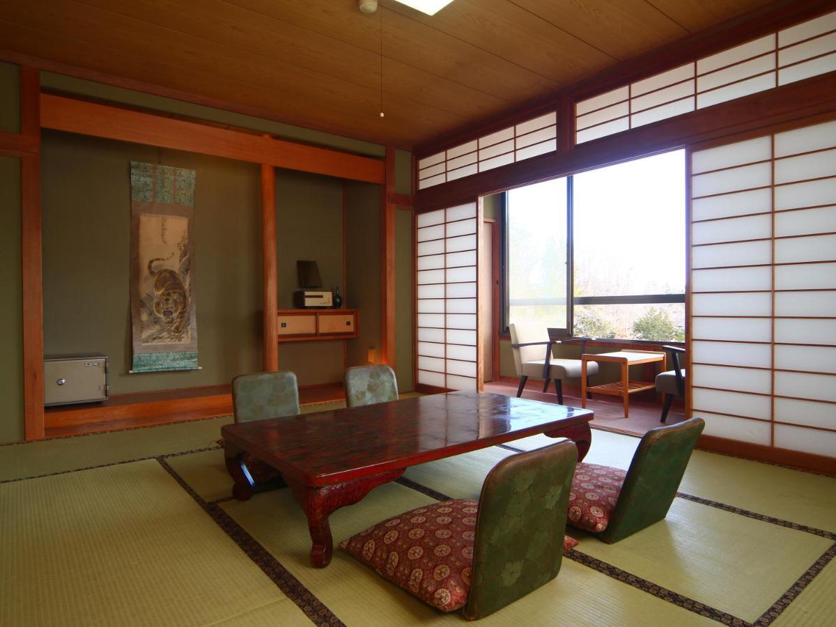 Guest Room Furusatomura Kogeikan Omachi  Exterior photo